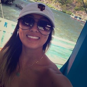 Meet your Posher, Chue